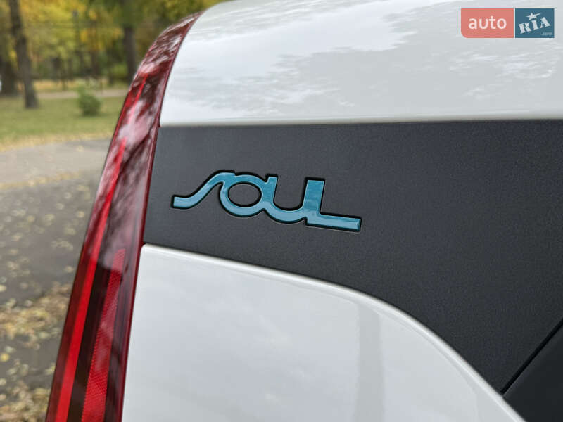 Позашляховик / Кросовер Kia Soul EV 2022 в Києві фото 23 Позашляховик / Кросовер Kia Soul EV 2022 в Києві