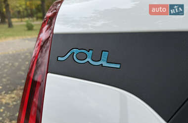 Позашляховик / Кросовер Kia Soul EV 2022 в  фото 23 Позашляховик / Кросовер Kia Soul EV 2022 в