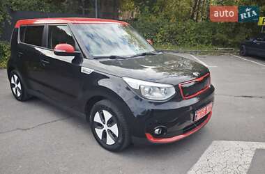 Внедорожник / Кроссовер Kia Soul EV 2015 в Каменец-Подольском