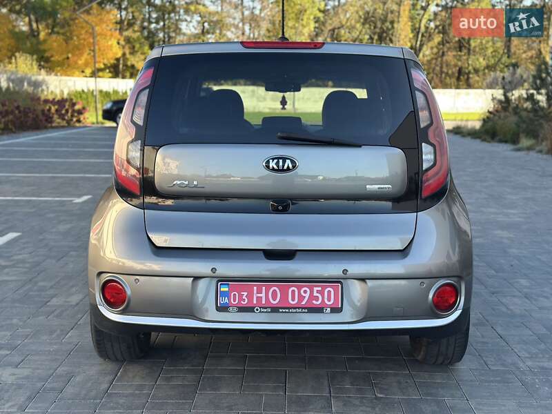 Внедорожник / Кроссовер Kia Soul EV 2015 в Луцке фото 5 Внедорожник / Кроссовер Kia Soul EV 2015 в Луцке