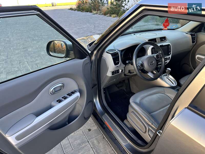 Внедорожник / Кроссовер Kia Soul EV 2015 в Луцке фото 21 Внедорожник / Кроссовер Kia Soul EV 2015 в Луцке