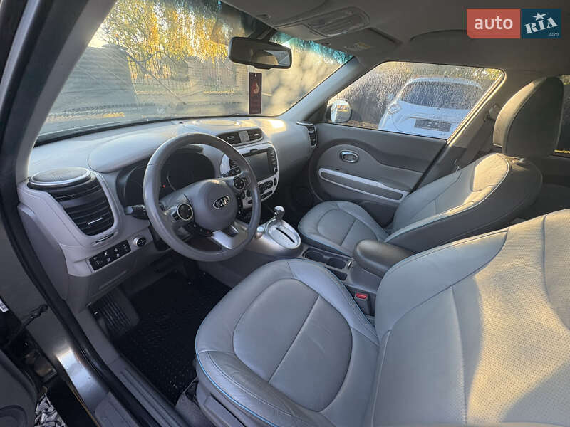 Позашляховик / Кросовер Kia Soul EV 2016 в Луцьку фото 21 Позашляховик / Кросовер Kia Soul EV 2016 в Луцьку