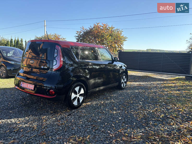 Позашляховик / Кросовер Kia Soul EV 2015 в Луцьку фото 5 Позашляховик / Кросовер Kia Soul EV 2015 в Луцьку