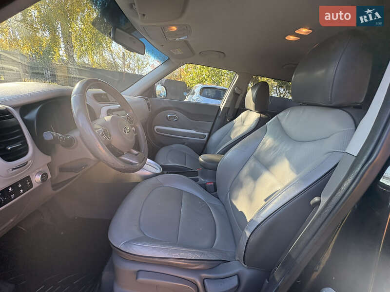 Позашляховик / Кросовер Kia Soul EV 2015 в Луцьку фото 21 Позашляховик / Кросовер Kia Soul EV 2015 в Луцьку