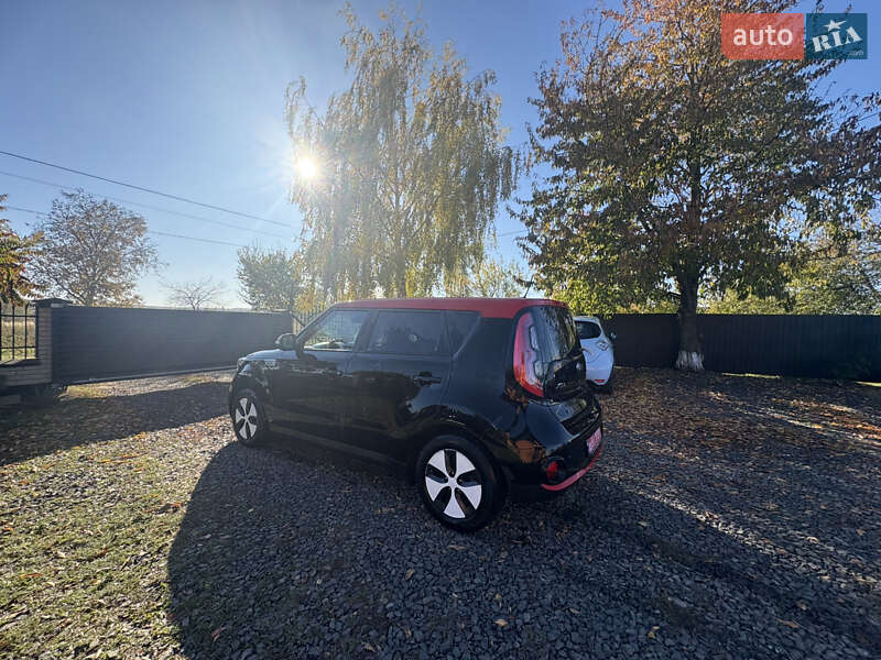 Позашляховик / Кросовер Kia Soul EV 2015 в Луцьку фото 16 Позашляховик / Кросовер Kia Soul EV 2015 в Луцьку