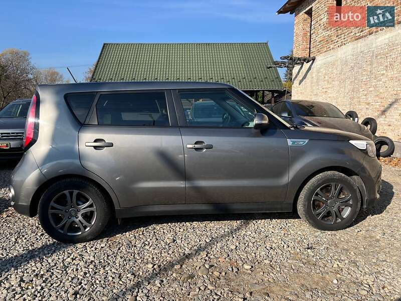 Позашляховик / Кросовер Kia Soul EV 2015 в Коломиї фото 8 Позашляховик / Кросовер Kia Soul EV 2015 в Коломиї