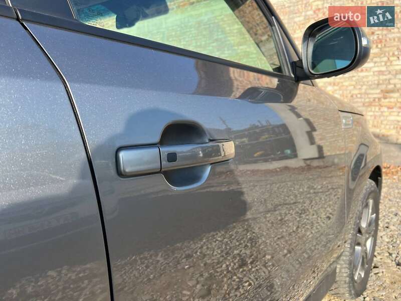 Позашляховик / Кросовер Kia Soul EV 2015 в Коломиї фото 11 Позашляховик / Кросовер Kia Soul EV 2015 в Коломиї