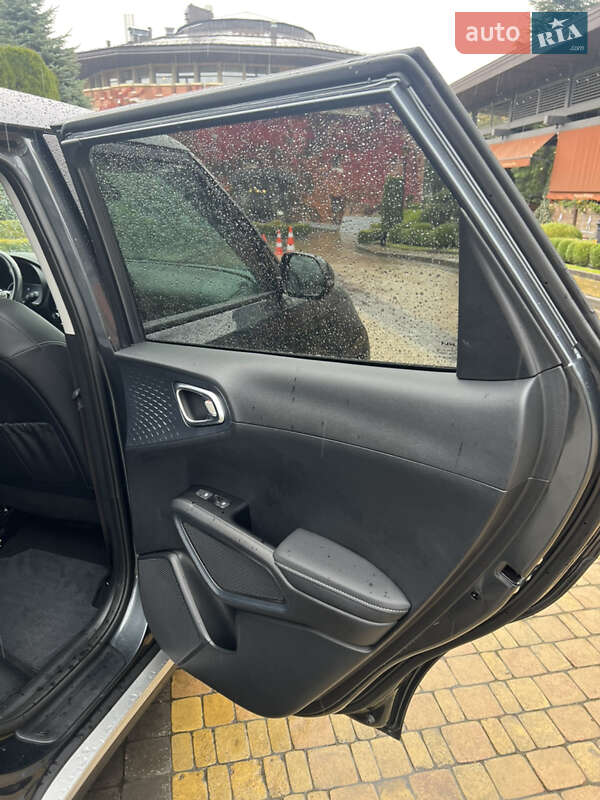 Позашляховик / Кросовер Kia Soul EV 2023 в Львові фото 18 Позашляховик / Кросовер Kia Soul EV 2023 в Львові