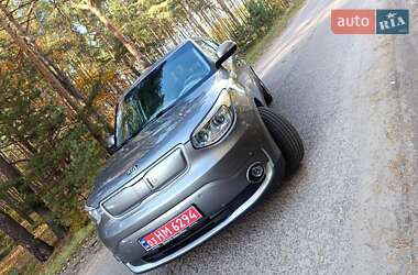 Позашляховик / Кросовер Kia Soul EV 2015 в Острозі