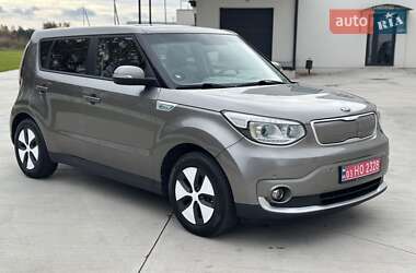 Внедорожник / Кроссовер Kia Soul EV 2016 в Луцке