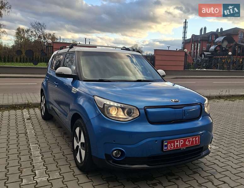 Внедорожник / Кроссовер Kia Soul EV 2016 в Дрогобыче фото 64 Внедорожник / Кроссовер Kia Soul EV 2016 в Дрогобыче