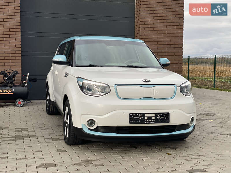 Позашляховик / Кросовер Kia Soul EV 2016 в Луцьку
