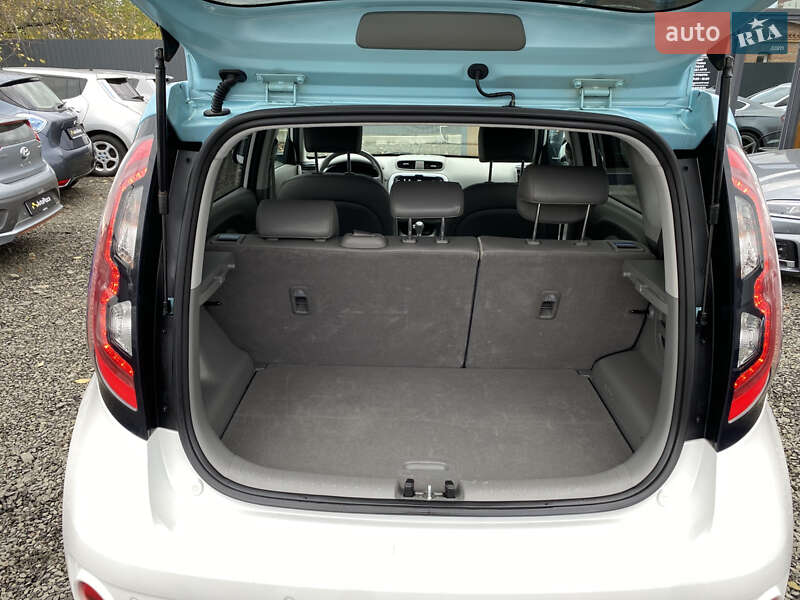 Позашляховик / Кросовер Kia Soul EV 2016 в Луцьку