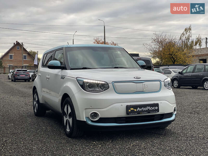 Позашляховик / Кросовер Kia Soul EV 2016 в Луцьку