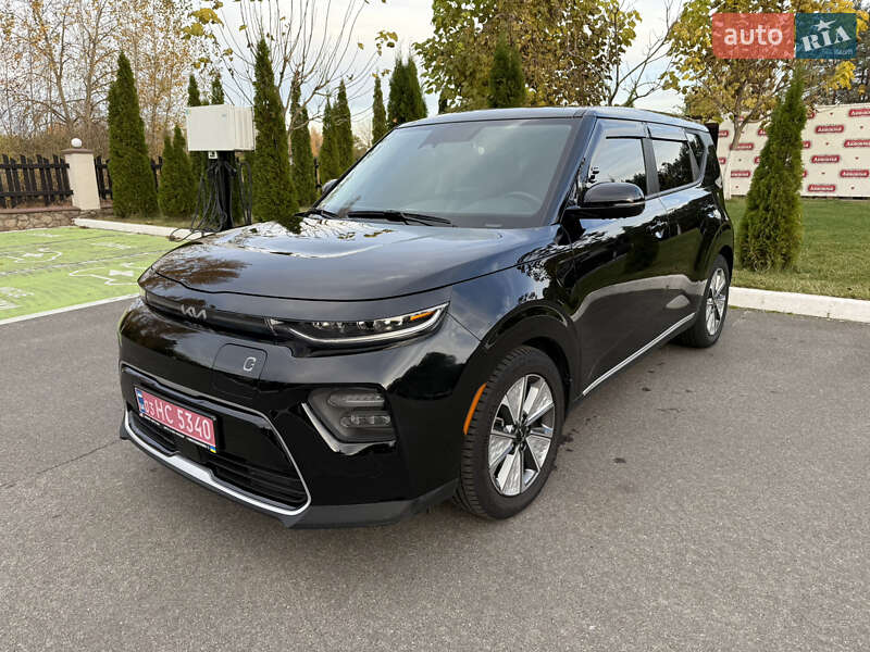 Внедорожник / Кроссовер Kia Soul EV 2023 в Киеве