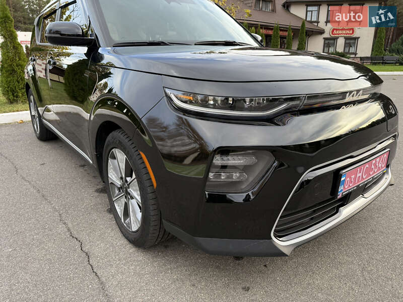 Внедорожник / Кроссовер Kia Soul EV 2023 в Киеве