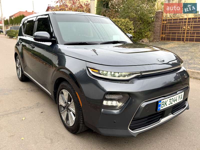 Внедорожник / Кроссовер Kia Soul EV 2021 в Ровно фото 2 Внедорожник / Кроссовер Kia Soul EV 2021 в Ровно