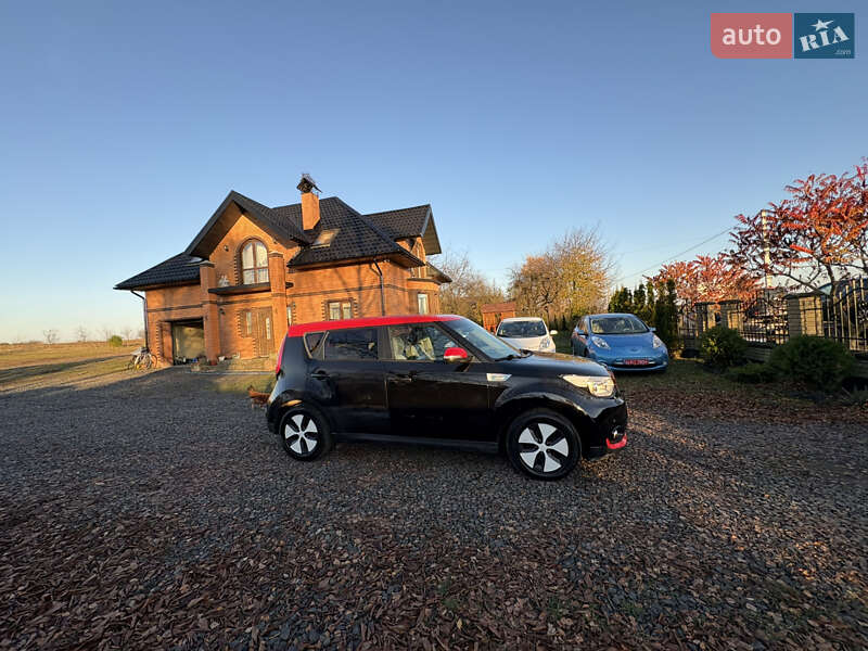 Внедорожник / Кроссовер Kia Soul EV 2015 в Луцке фото 12 Внедорожник / Кроссовер Kia Soul EV 2015 в Луцке