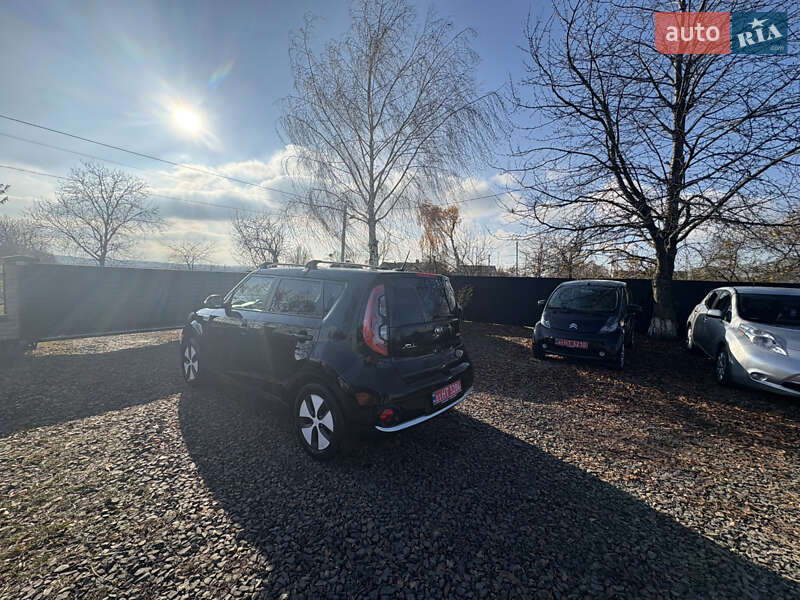 Внедорожник / Кроссовер Kia Soul EV 2016 в Луцке