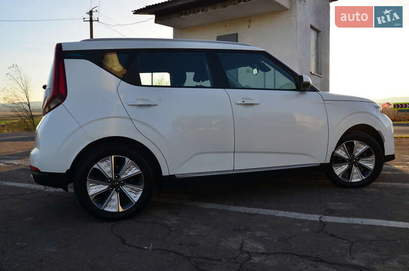 Позашляховик / Кросовер Kia Soul EV 2021 в Трускавці