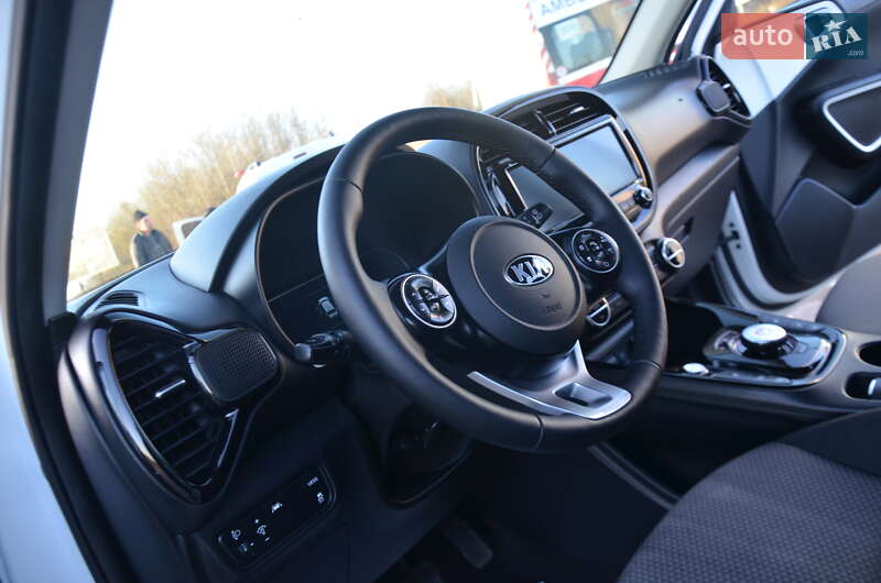 Позашляховик / Кросовер Kia Soul EV 2021 в Трускавці