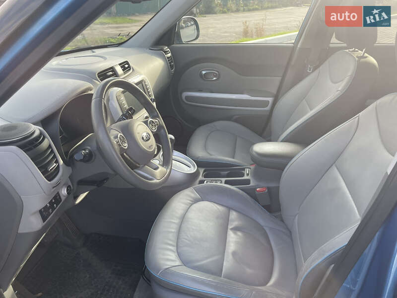 Позашляховик / Кросовер Kia Soul EV 2018 в Кропивницькому