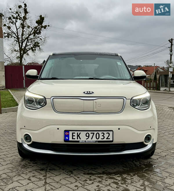 Позашляховик / Кросовер Kia Soul EV 2017 в Львові