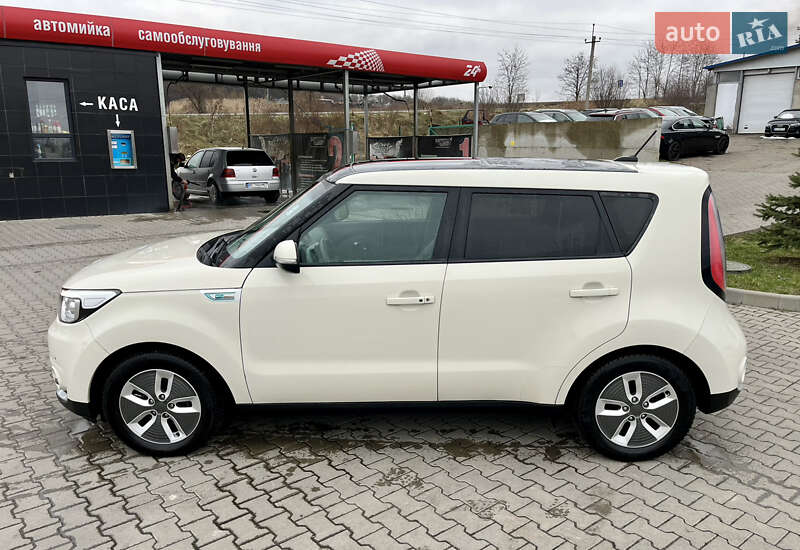 Позашляховик / Кросовер Kia Soul EV 2017 в Львові