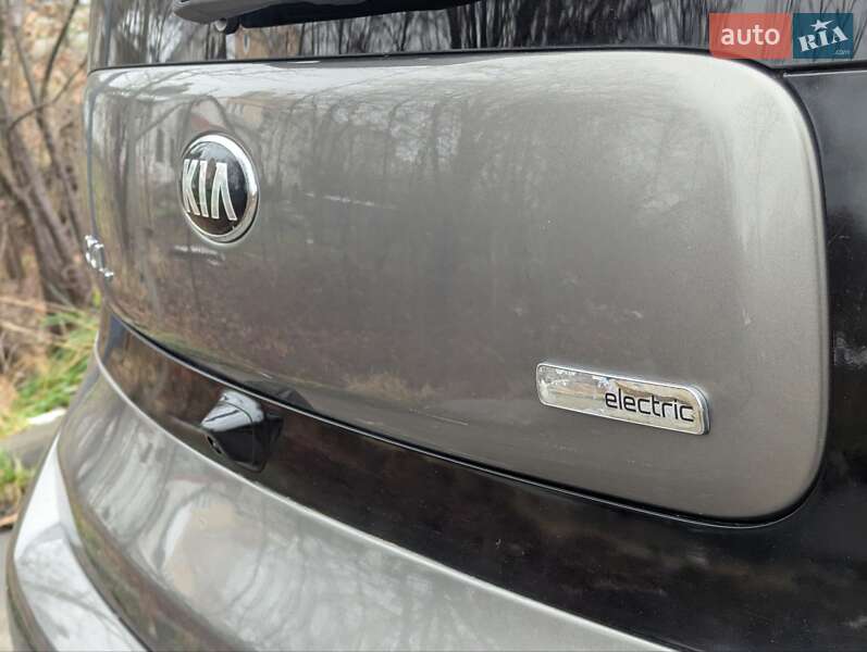 Внедорожник / Кроссовер Kia Soul EV 2014 в Дрогобыче фото 8 Внедорожник / Кроссовер Kia Soul EV 2014 в Дрогобыче
