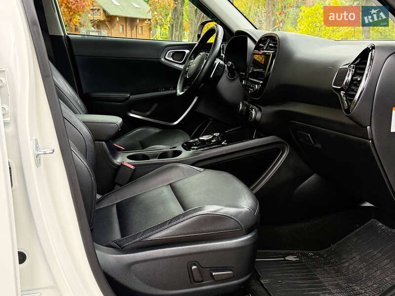 Позашляховик / Кросовер Kia Soul EV 2022 в Києві фото 16 Позашляховик / Кросовер Kia Soul EV 2022 в Києві