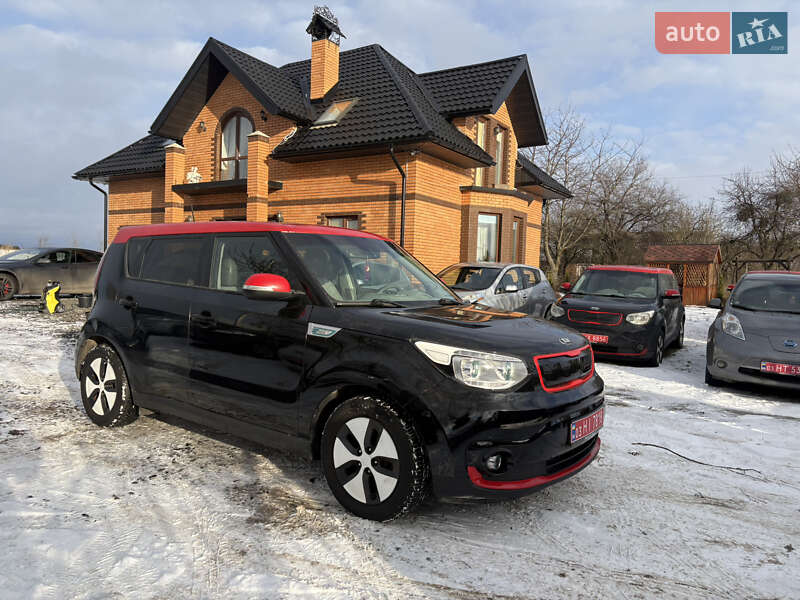 Внедорожник / Кроссовер Kia Soul EV 2015 в Луцке