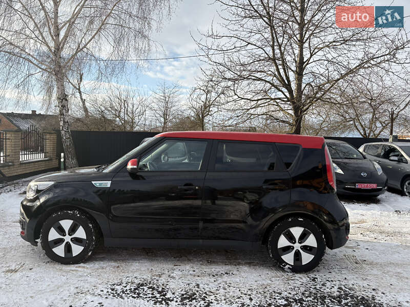 Внедорожник / Кроссовер Kia Soul EV 2015 в Луцке