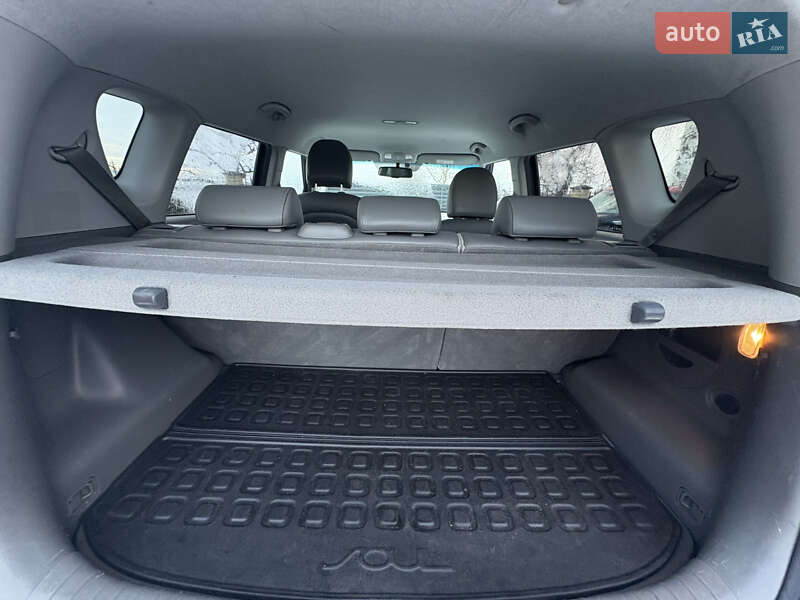 Внедорожник / Кроссовер Kia Soul EV 2016 в Луцке