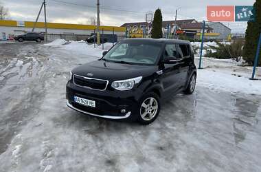 Внедорожник / Кроссовер Kia Soul EV 2015 в Киеве