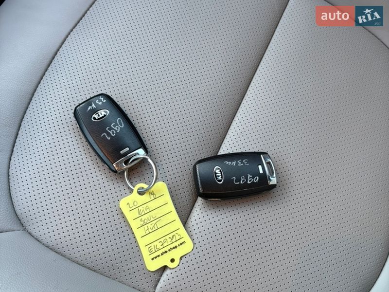 Внедорожник / Кроссовер Kia Soul EV 2017 в Луцке