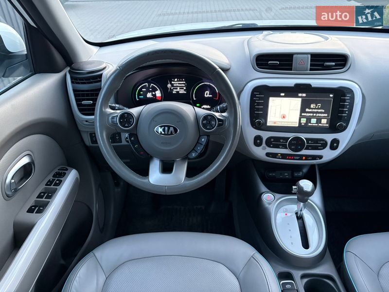 Внедорожник / Кроссовер Kia Soul EV 2017 в Луцке