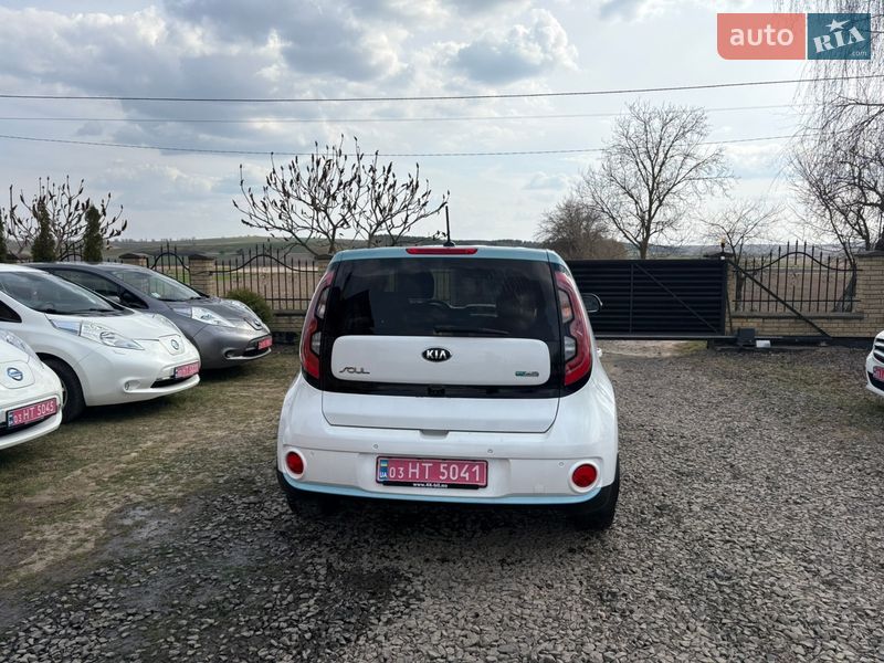 Внедорожник / Кроссовер Kia Soul EV 2014 в Луцке