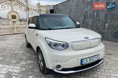Внедорожник / Кроссовер Kia Soul EV 2017 в Киеве