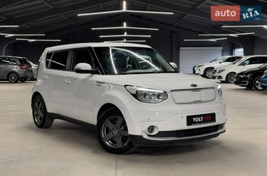 Внедорожник / Кроссовер Kia Soul EV 2017 в Владимире