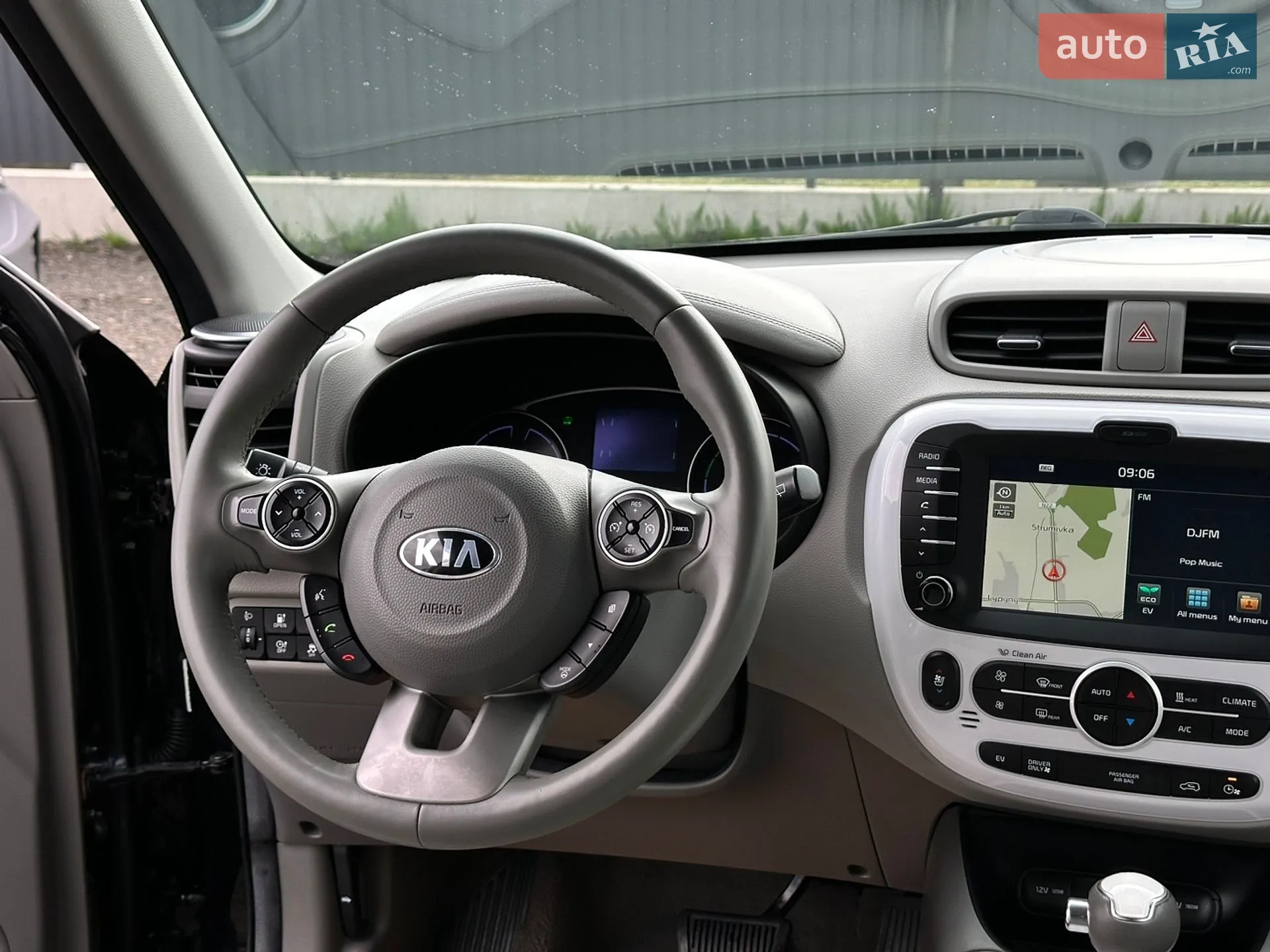 2015 Kia Soul EV - мініатюра 27
