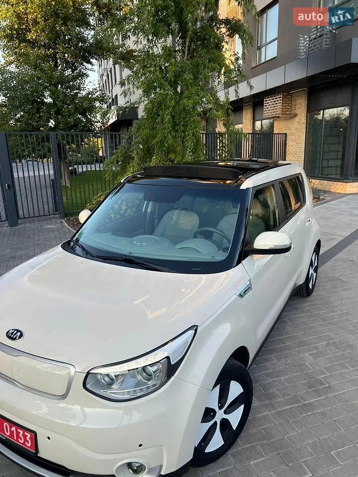 2014 Nissan Leaf - мініатюра 44