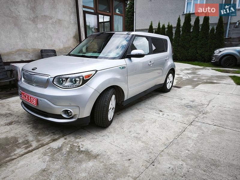Внедорожник / Кроссовер Kia Soul EV 2014 в Львове