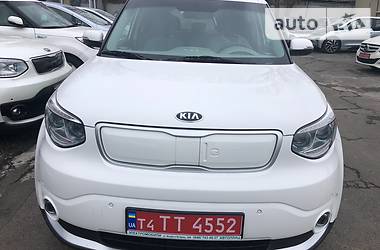 Хетчбек Kia Soul 2015 в 