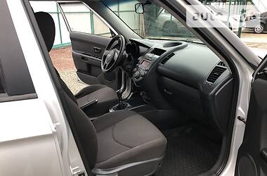 Хетчбек Kia Soul 2011 в 