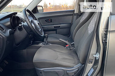 Хетчбек Kia Soul 2009 в 