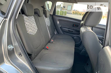 Хетчбек Kia Soul 2009 в 