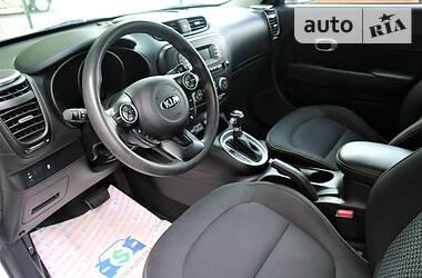Хетчбек Kia Soul 2014 в 