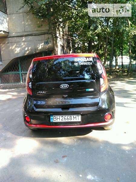 Хэтчбек Kia Soul 2017 в Одессе