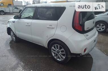 Позашляховик / Кросовер Kia Soul 2016 в Харкові