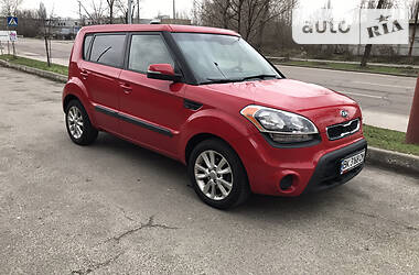 Хэтчбек Kia Soul 2012 в Киеве